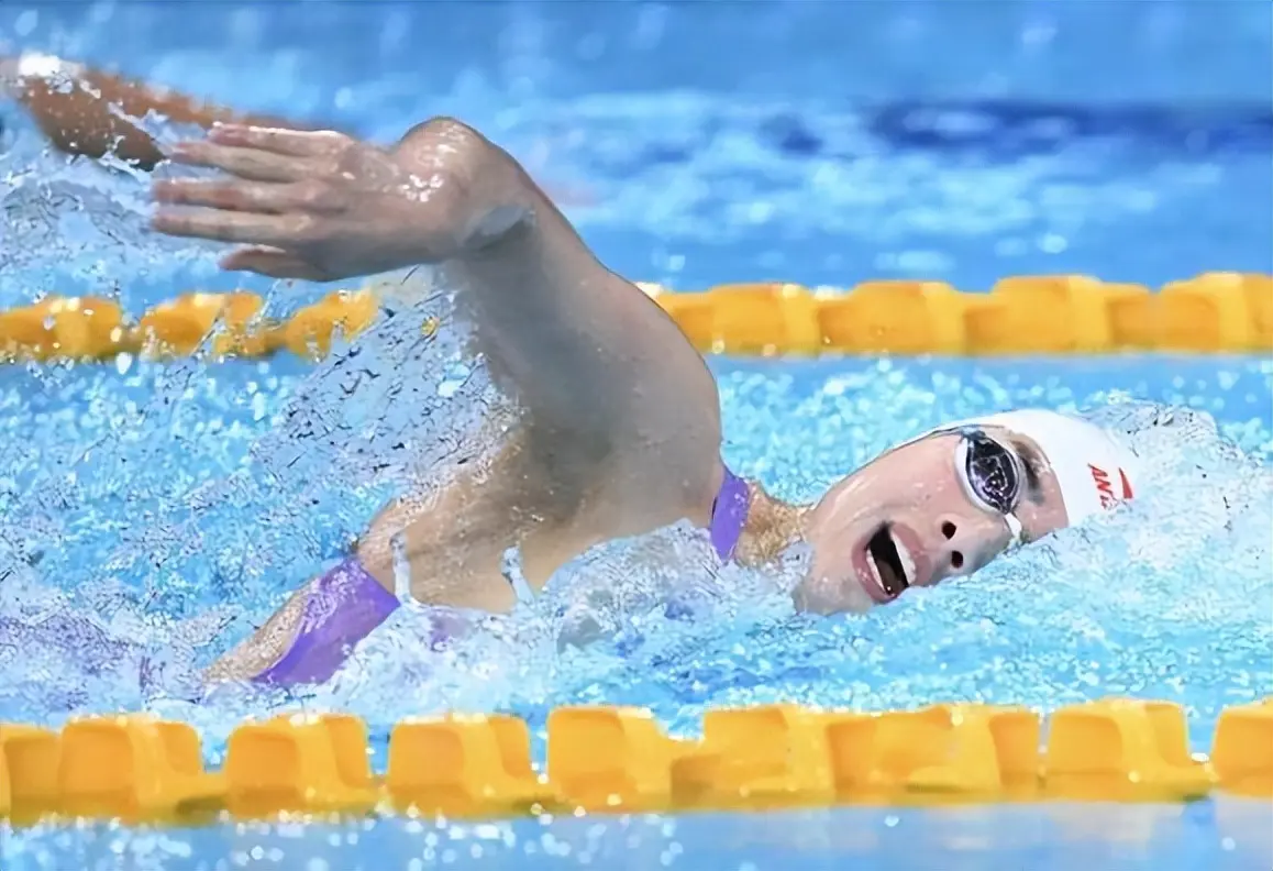 四位姑娘在, 锦赛重登领 四位姑娘在, 锦赛重登领