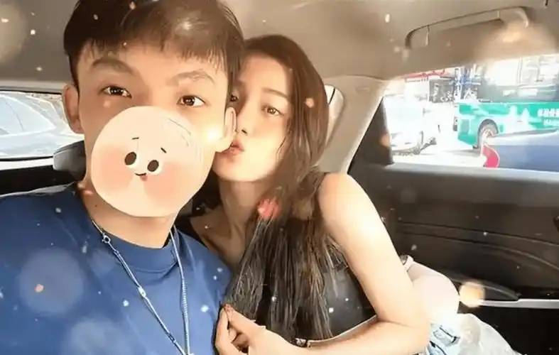 cde, 接连发了几