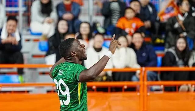 张玉宁, 内内 张玉宁, 内内