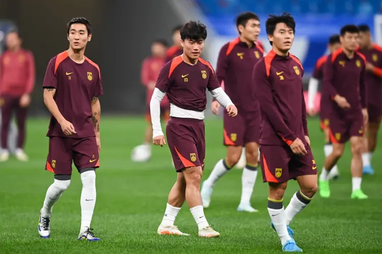 img, 国足的关注, 实际上成了 img, 国足的关注, 实际上成了